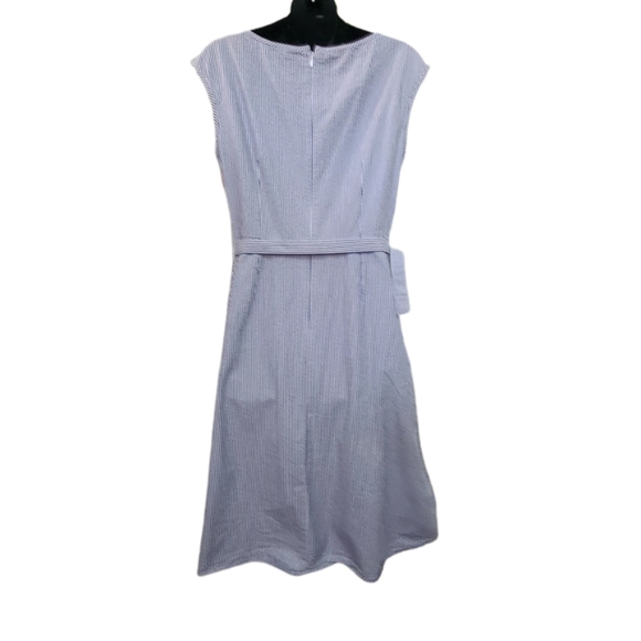 UNIQLO SEER SUCKER BLUE/WHITE FIT & FLARE DRESS - Picture 3 of 4